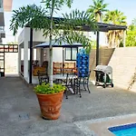 Suites Del Carmen