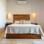 Anjali Casa Divina
