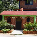 Hotel Casa De La Luna