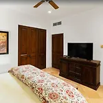 Best Executive-Style Luxury Residence On Property