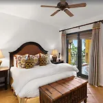 Best Executive-Style Luxury Residence On Property