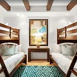 Best Executive-Style Luxury Residence On Property