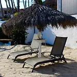 Hotel Y Suites Corita