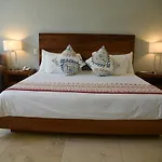 La Reserva Chapala
