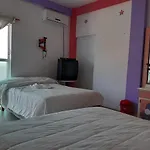 Hotel Villas Del Rey