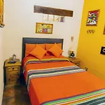 Mex Suites Casa Azul B&B