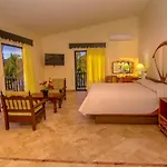 Hotel Playa De Cortes