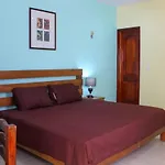 Ecohotel Shalom