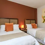 Exclusive Aldea Thai