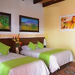 La Casona Piramides