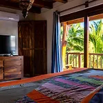 Hotel Bajito Bay