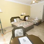 Hotel Los Itzaes By 5Th Av