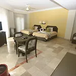 Hotel Los Itzaes By 5Th Av