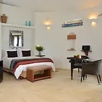 Playa Palms Beach Hotel