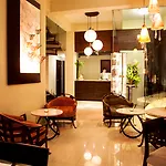 Plaza Gallery Hotel Boutique
