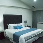 Pueblo Amigo Hotel Plaza Y Casino