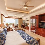 Grand Miramar All Luxury Suites & Residences (Adults Only)