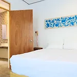 Hotel Mama Carlota