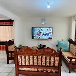 Amplio Dpto. Centrico Con Cochera Y Terraza.