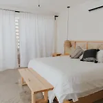 Hotel So Far So Good