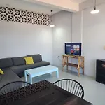 Large And Comfy Apartment, Near Dt And Principal Beach!