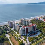 Del Canto Ph 10D Luxury & The Best Ocean View! By Kivoya
