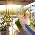 Hotel Casa Mandarine , Amazing Private Rooms W Balcony, Rooftop, Hammocks, Ac, Smartv, 100Mbs!
