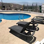 Fantastic & Cozy #3: Condo Close To The Beach