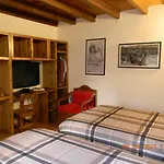 La Troje De Adobe