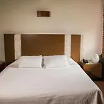 Casa Bugambilia, Un Pequeno Hotel En Tepoztlan