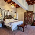 Hacienda De Las Flores
