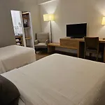 Bluu Hotel Aeropuerto Monclova-Frontera