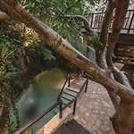 Hotel Sutuk