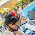 Villa Hc Resort