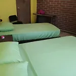 Hotel Ave Fenix