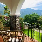 Posada Del Tepozteco - Hotel & Gallery