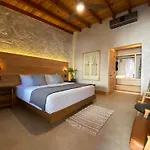 Mya Hotel