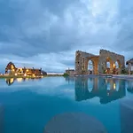 Guaycura Boutique Hotel, Beach Club & Spa