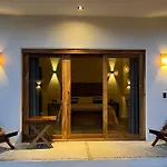New Retreat Style Villa Casa Jubilee With Starlink