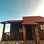 Cabanas Y Venados Omega Ranch