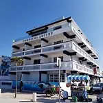 Hotel Tropical