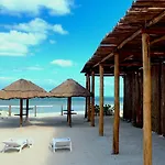 Chic Mexican Style Villa Kookay, Beach Club Pool