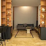 Hotel Merlot Inn