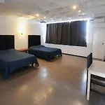 Hotel Allende 104