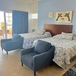 Casa Colibri - Private Beachfront Oasis