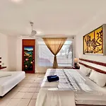 Casa Piedra Parada