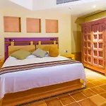 Hilton Grand Vacations Club Zihuatanejo