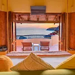 Hilton Grand Vacations Club Zihuatanejo