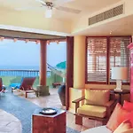 Hilton Grand Vacations Club Zihuatanejo