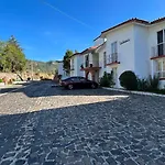 Villas De La Montana